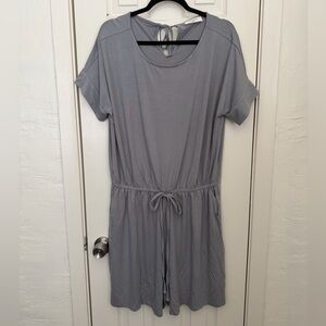 Zenana Outfitters Gray Tie-Back Scoop Neck Romper